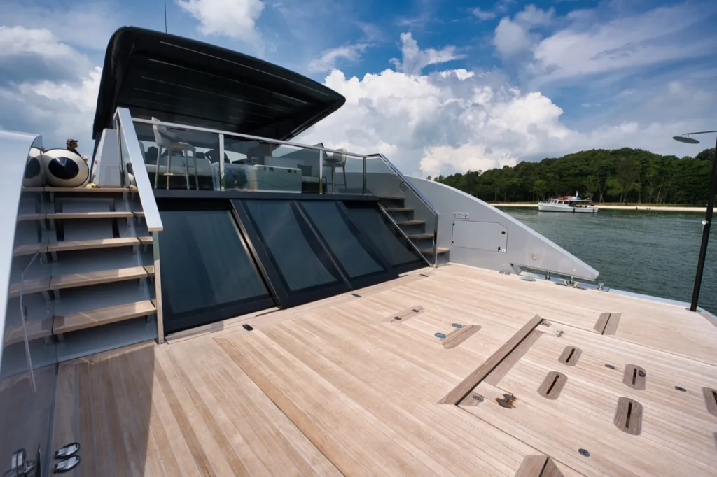 Teak aft beach deck on Seawind